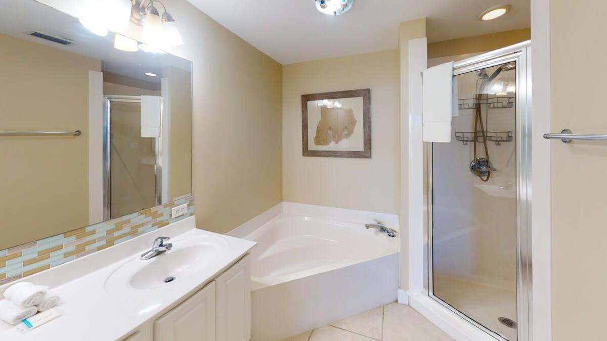 Brightly Furnished Beachfront Condo By Brightwild- 7Th Floor Gulf View! パナマシティービーチ エクステリア 写真